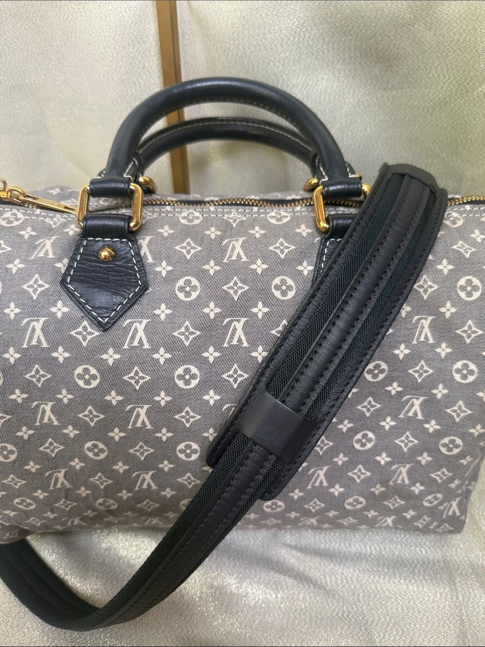Louis Vuitton Encre Idylle Monogram Speedy Bandouliere 30 with crossbody strap